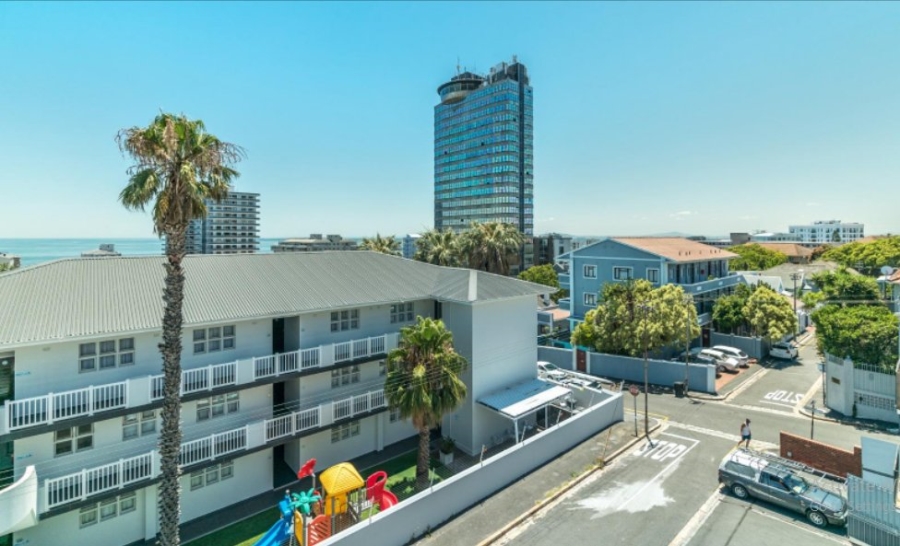 To Let 1 Bedroom Property for Rent in Three Anchor Bay Western Cape
